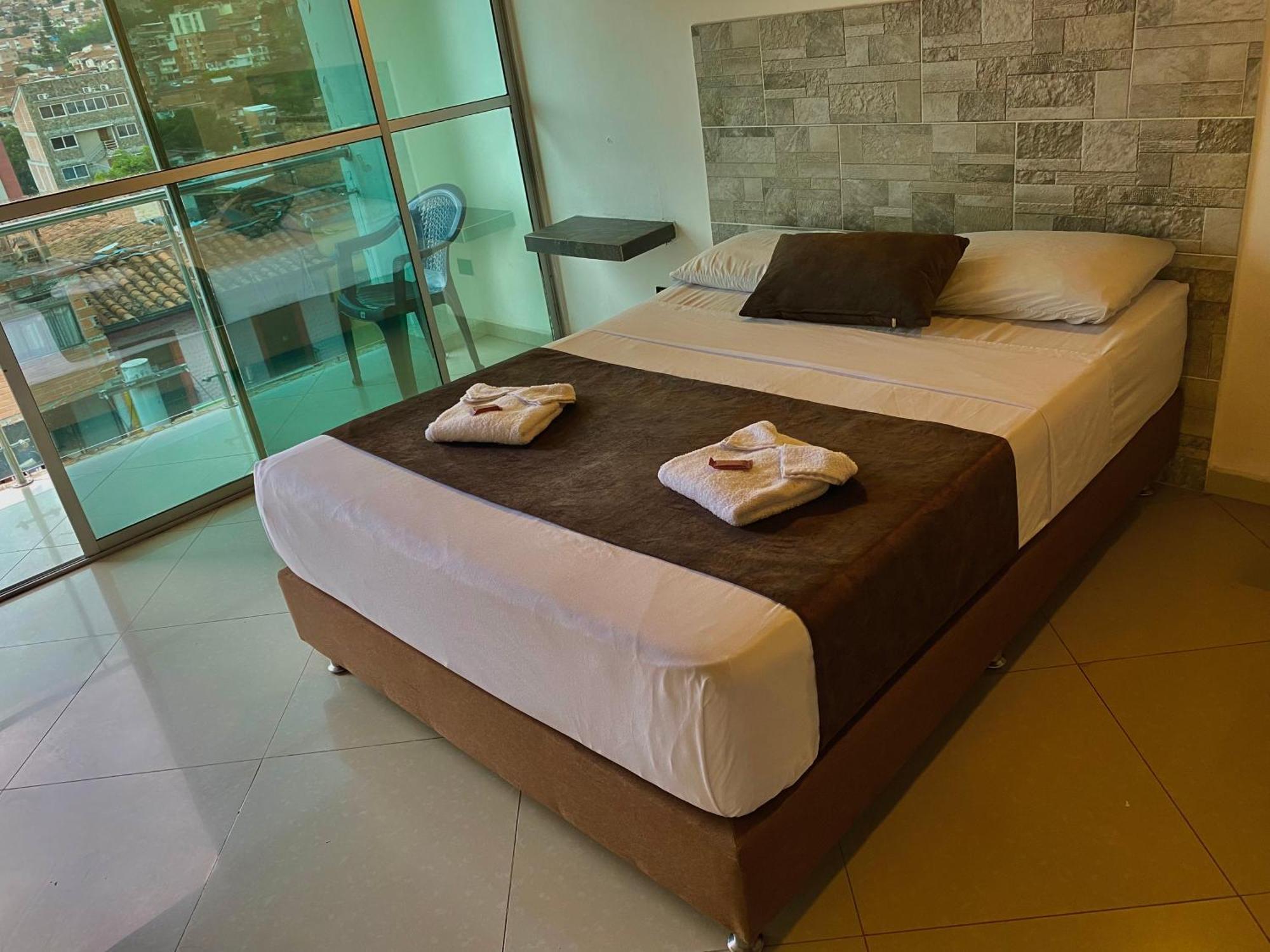 Hotel Buenos Aires Central Medellin Exterior photo